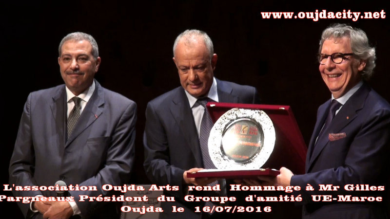 جمعية وجدة فنون تكرم السيد جيل بارنيو رئيس جمعية الصداقة المغربية الأوروبية VIDEO